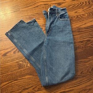 Abercrombie & Fitch Women’s 90s Straight Blue Jeans 24L